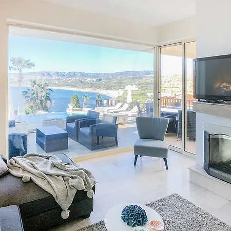 Oasis Villa *